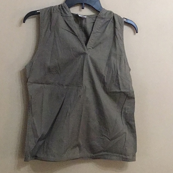 Ann Taylor Tops - Ann Taylor loft hooded tank